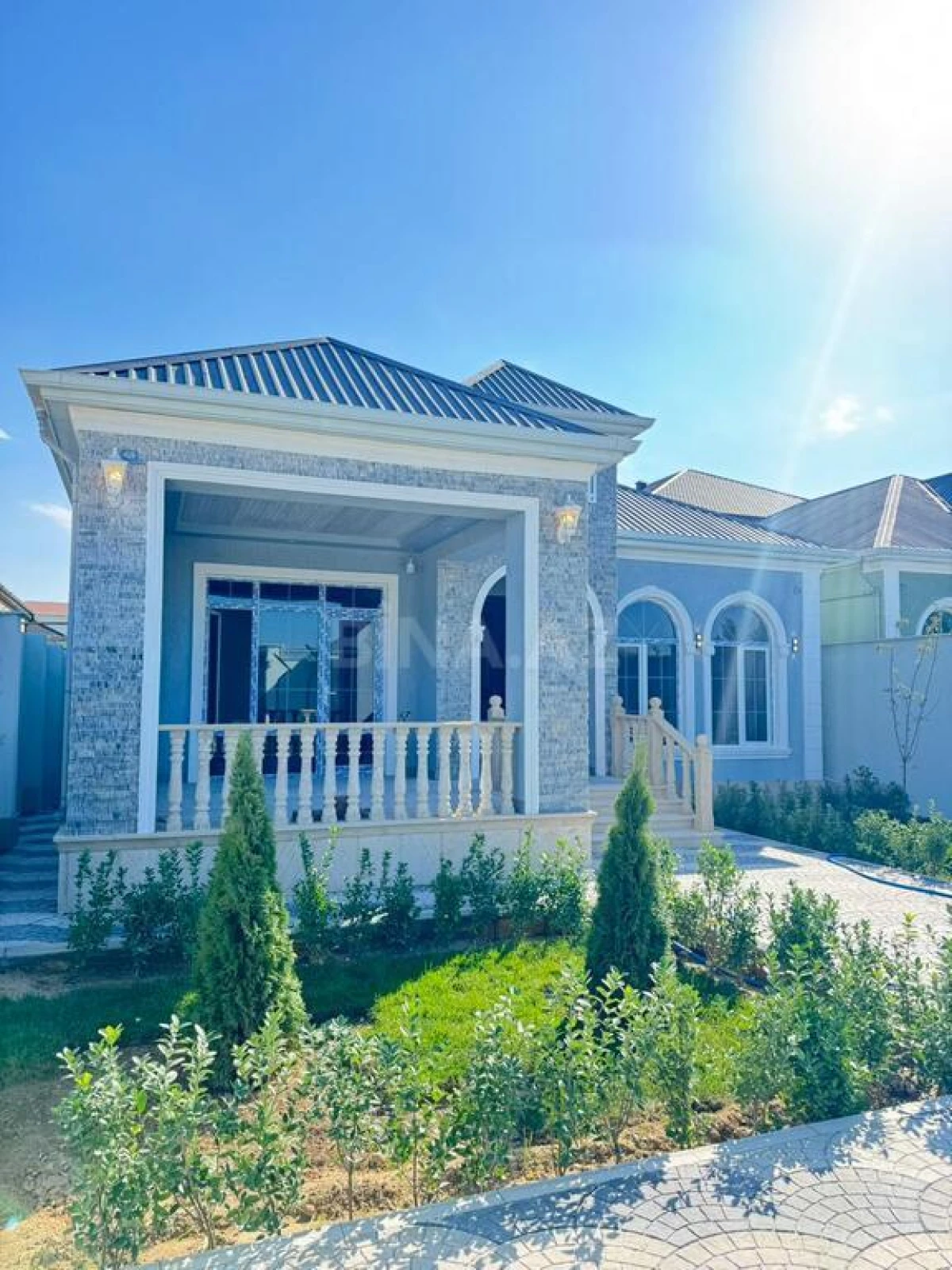 Satılır 4 otaqlı həyət evi 160 m²