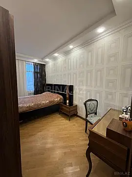 Satılır 3 otaqlı mənzil 101 m²