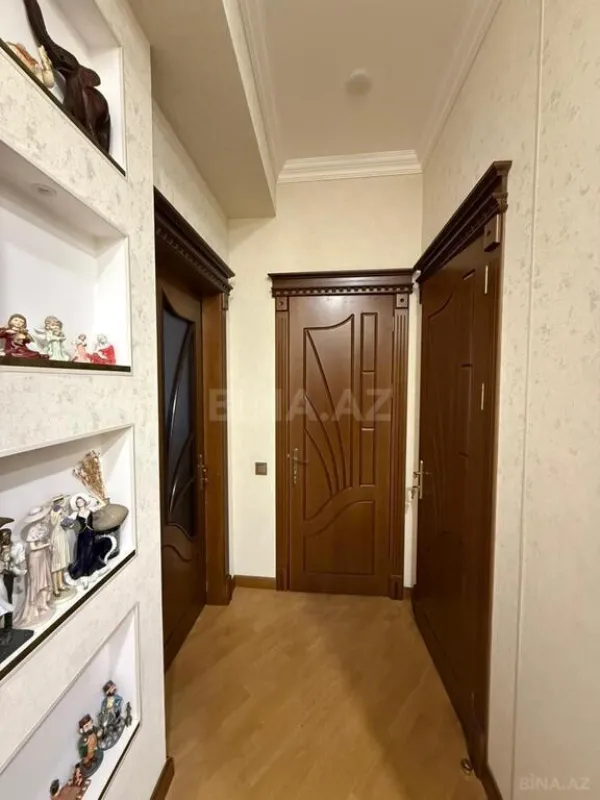 Satılır 3 otaqlı mənzil 101 m²