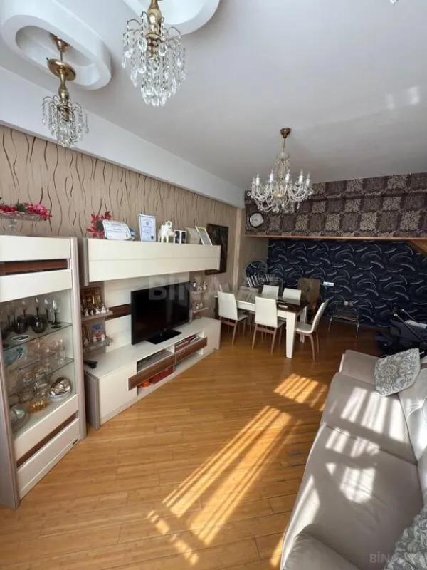 Satılır 3 otaqlı mənzil 100 m²