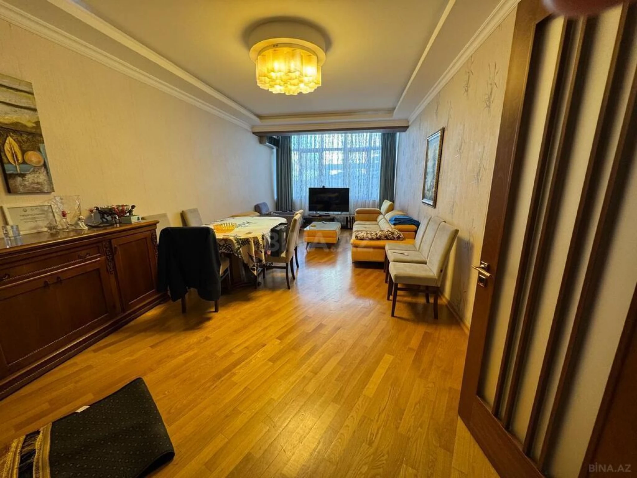Satılır 4 otaqlı mənzil 125 m²
