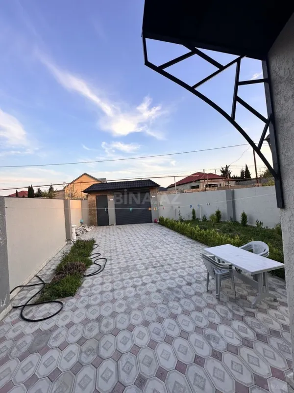 Satılır 3 otaqlı həyət evi 100 m²