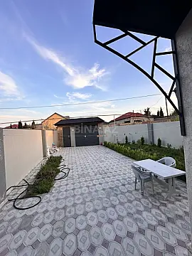 Satılır 3 otaqlı həyət evi 100 m²