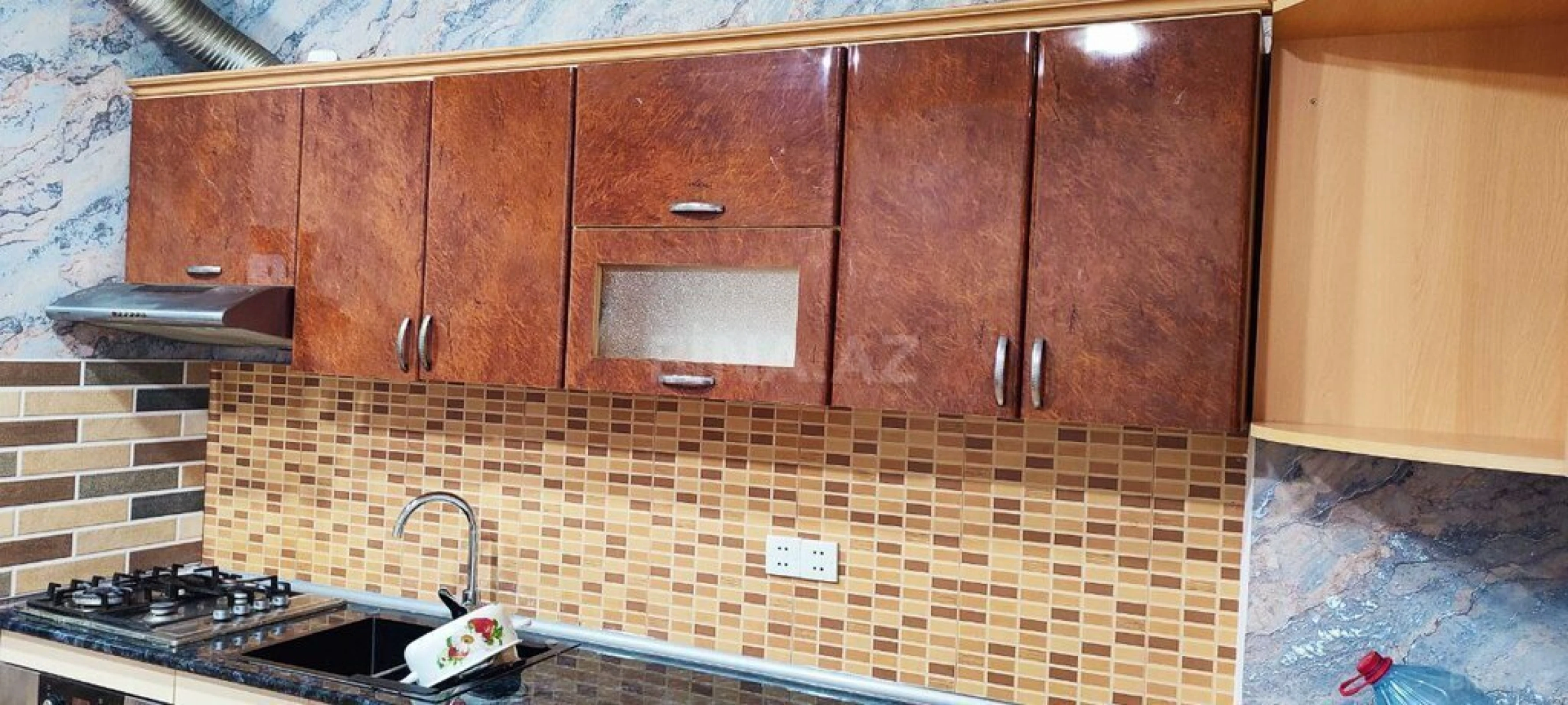 Kirayə verilir 2 otaqlı mənzil 94 m²