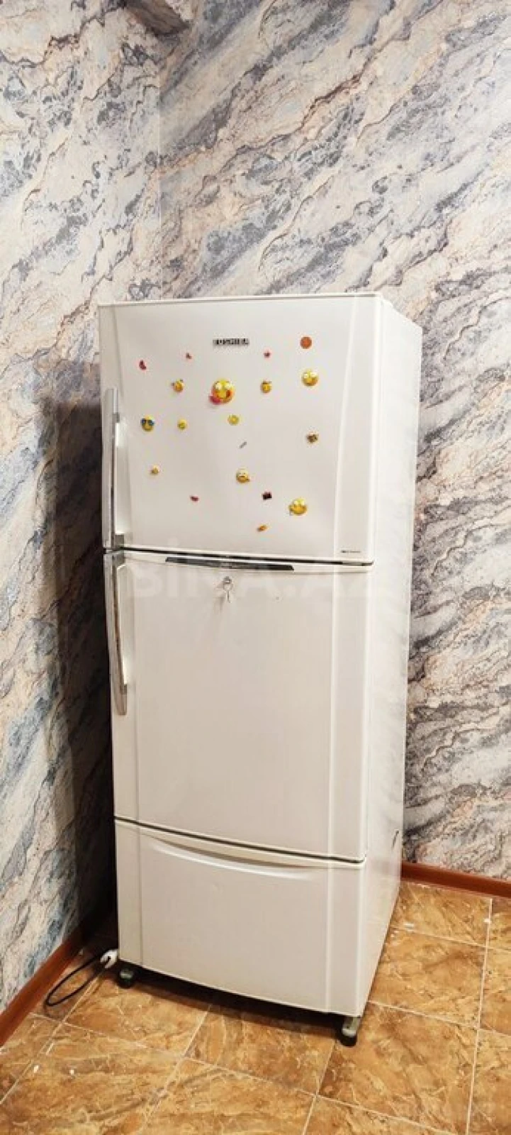 Kirayə verilir 2 otaqlı mənzil 94 m²