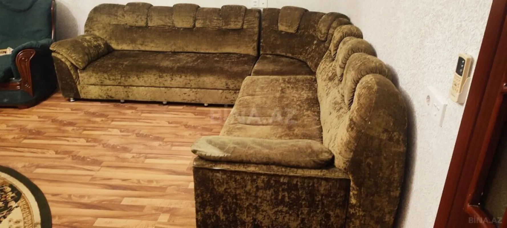 Kirayə verilir 2 otaqlı mənzil 94 m²