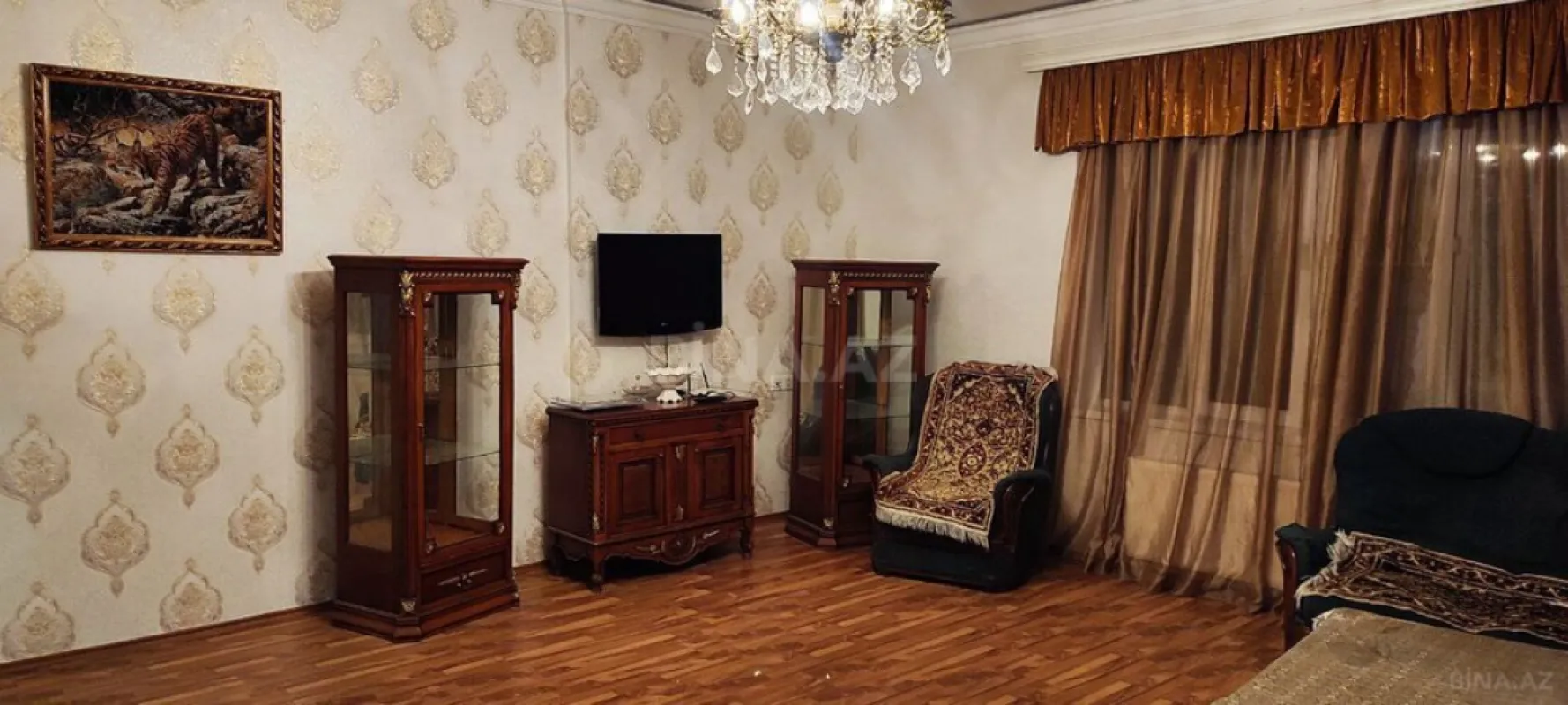 Kirayə verilir 2 otaqlı mənzil 94 m²