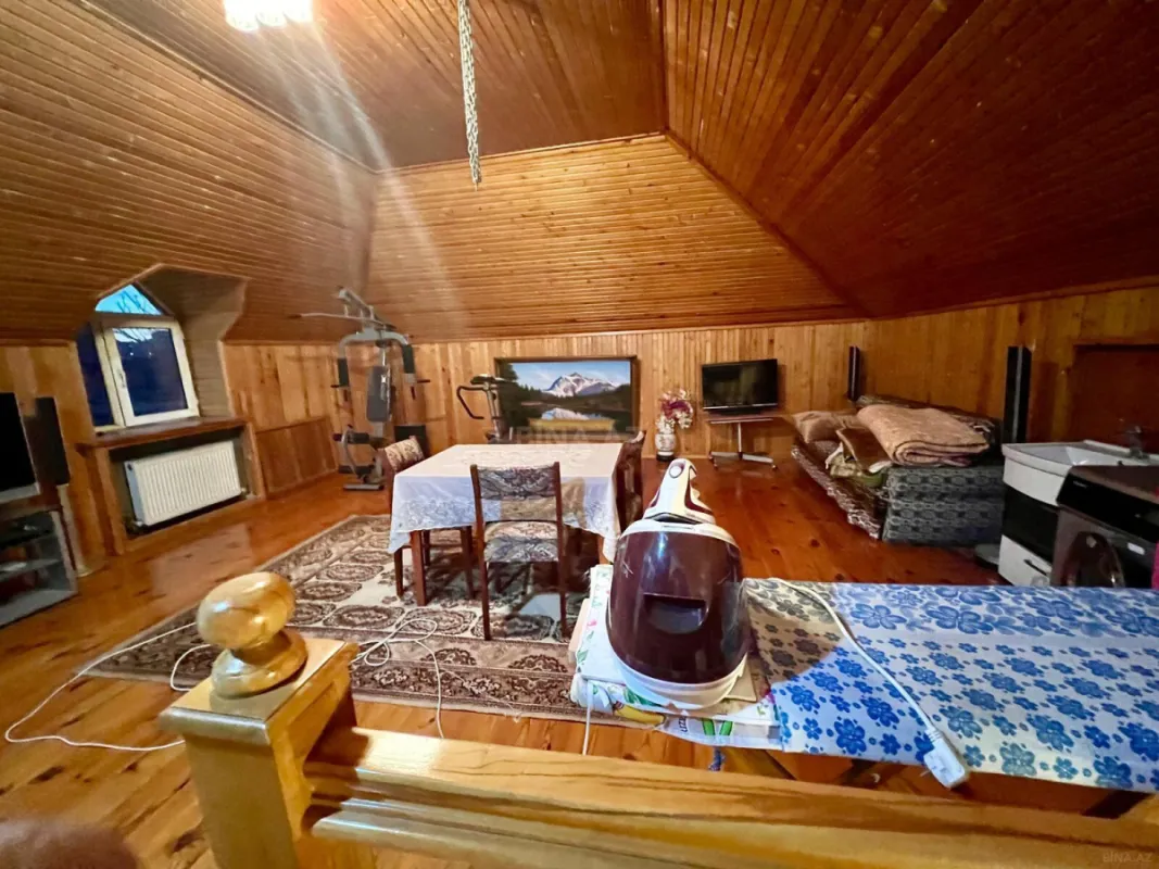 Satılır 6 otaqlı həyət evi 260 m²