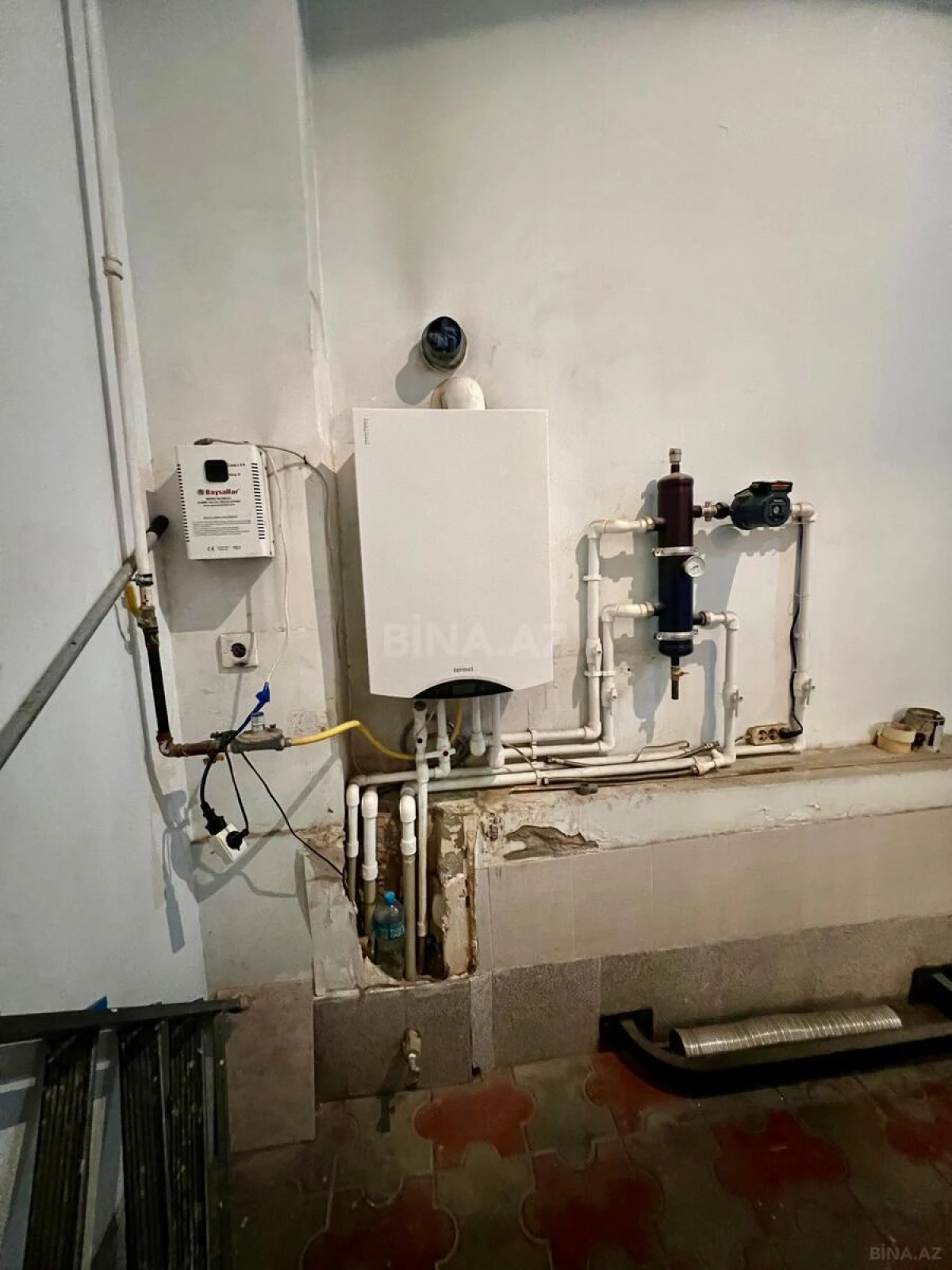 Satılır 6 otaqlı həyət evi 260 m²