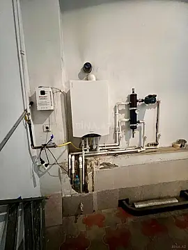 Satılır 6 otaqlı həyət evi 260 m²