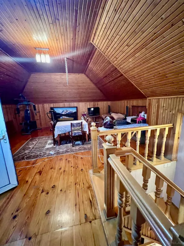 Satılır 6 otaqlı həyət evi 260 m²