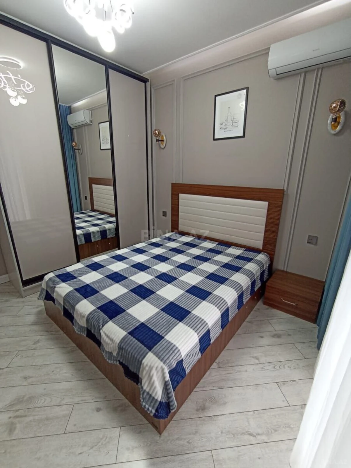 Satılır 2 otaqlı mənzil 60 m²