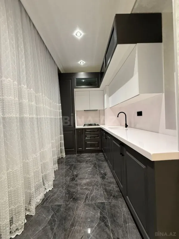 Satılır 2 otaqlı mənzil 61 m²