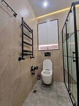 Satılır 2 otaqlı mənzil 61 m²