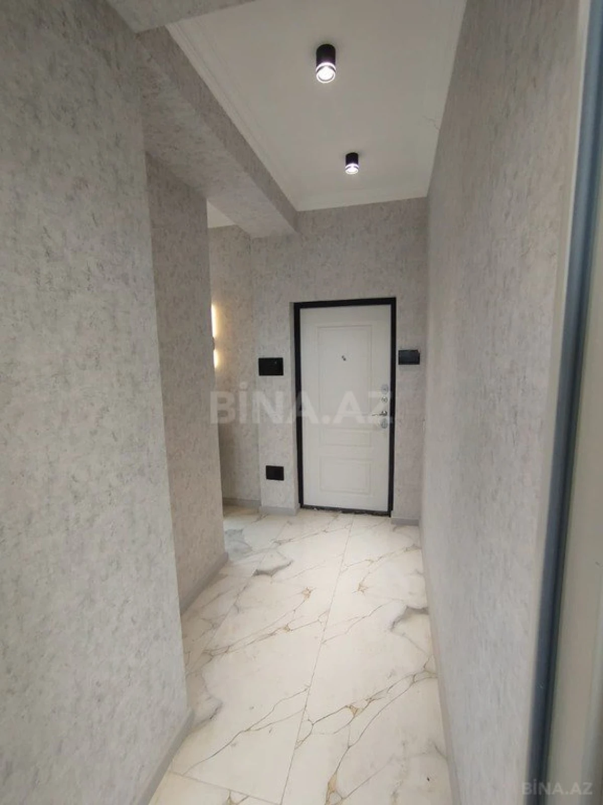 Satılır 2 otaqlı mənzil 55 m²