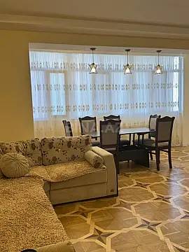 Kirayə verilir 3 otaqlı mənzil 100 m²