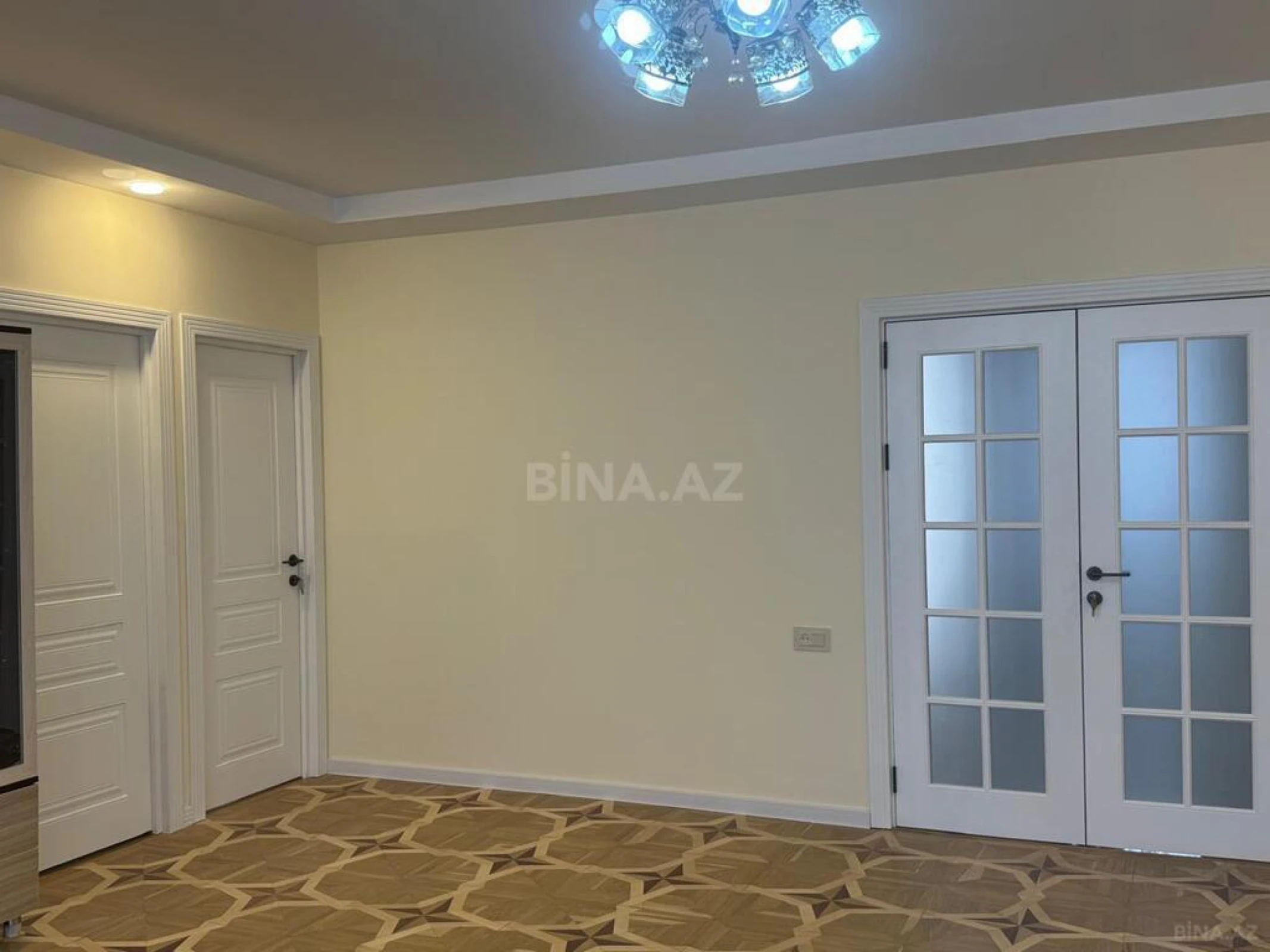 Kirayə verilir 3 otaqlı mənzil 100 m²
