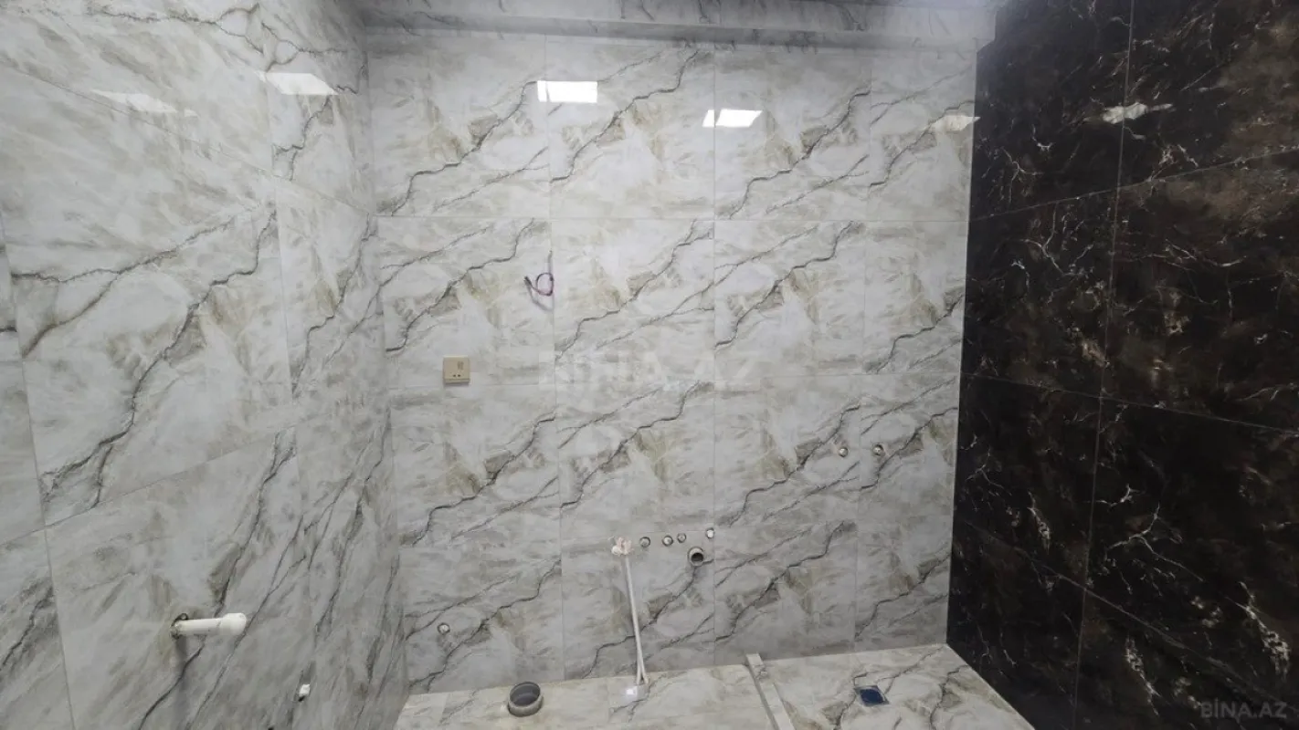 Satılır 2 otaqlı mənzil 61 m²