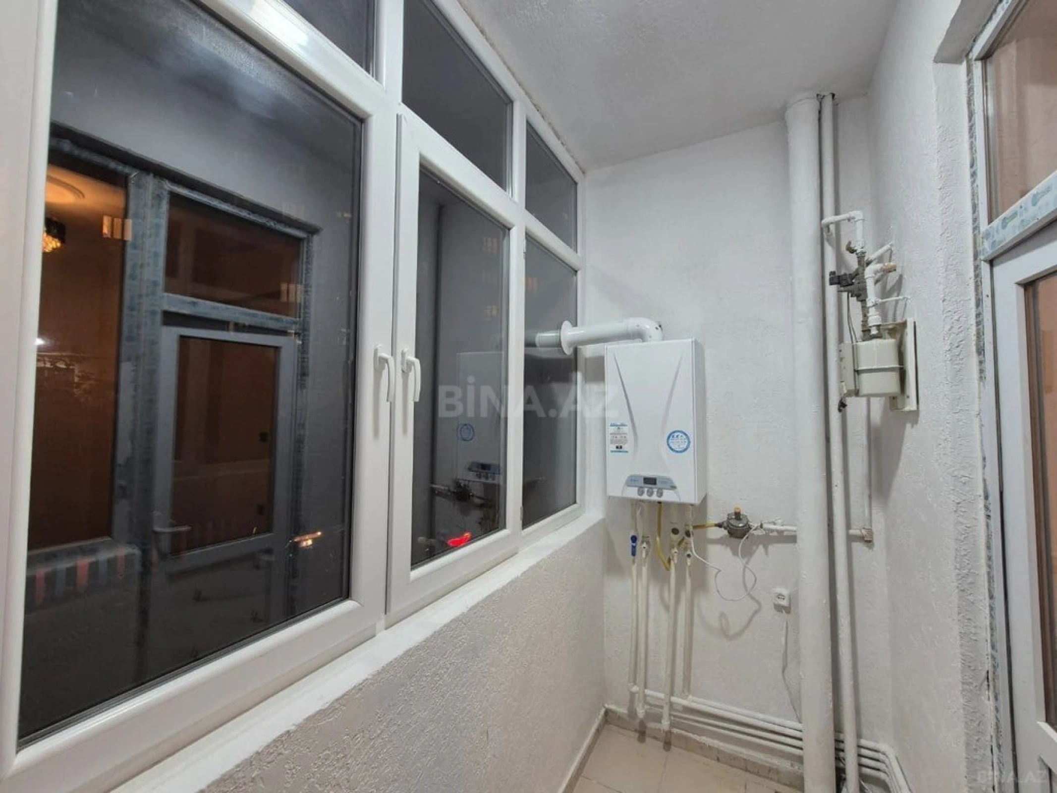 Kirayə verilir 2 otaqlı mənzil 45 m²