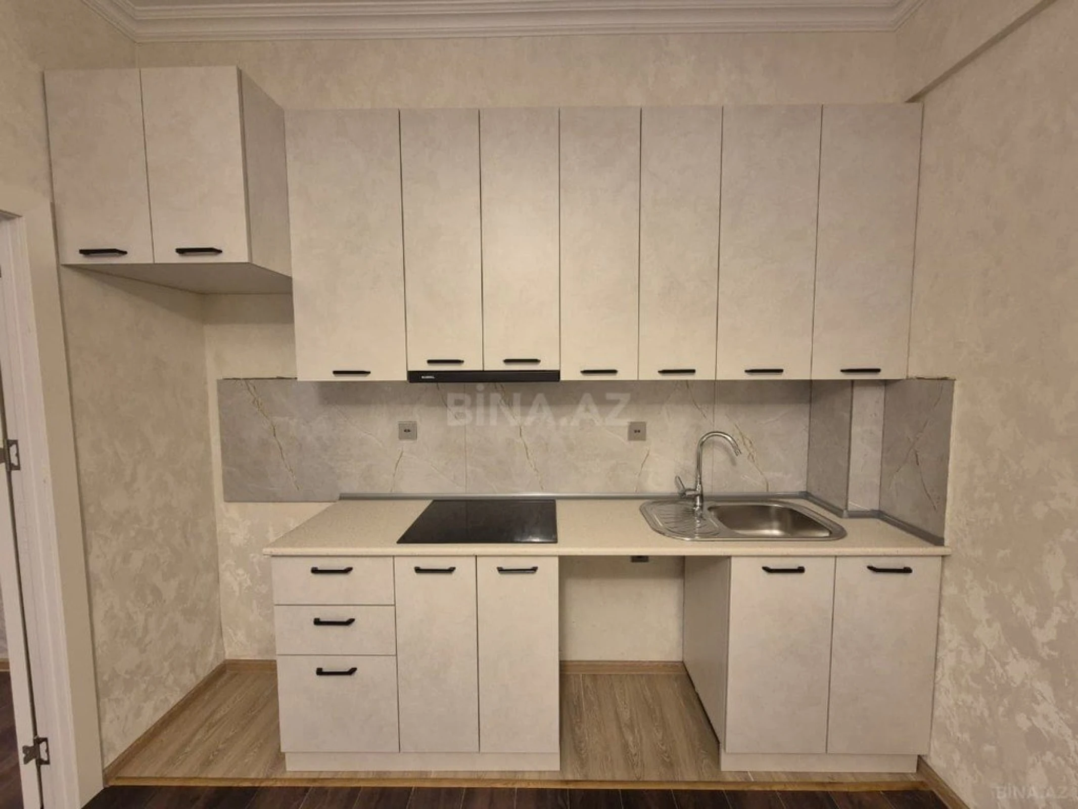 Kirayə verilir 2 otaqlı mənzil 45 m²