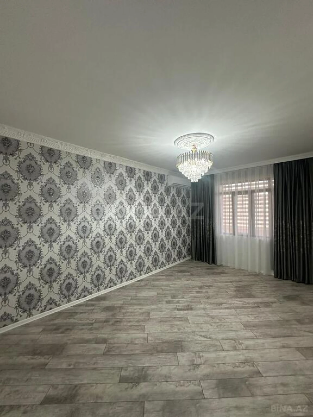 Satılır 2 otaqlı mənzil 55 m²