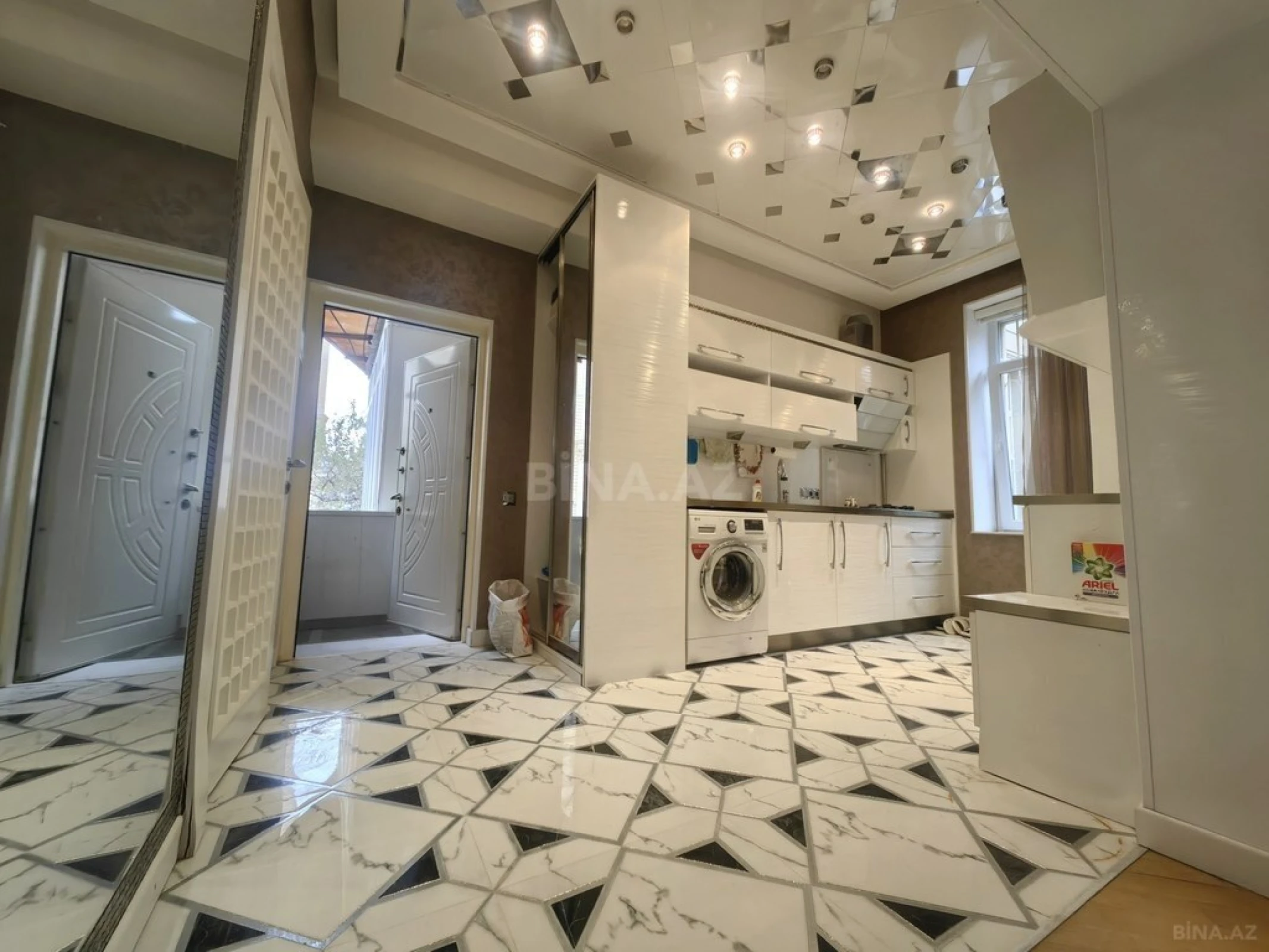 Satılır 2 otaqlı mənzil 54 m²