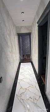 Satılır 4 otaqlı mənzil 165 m²