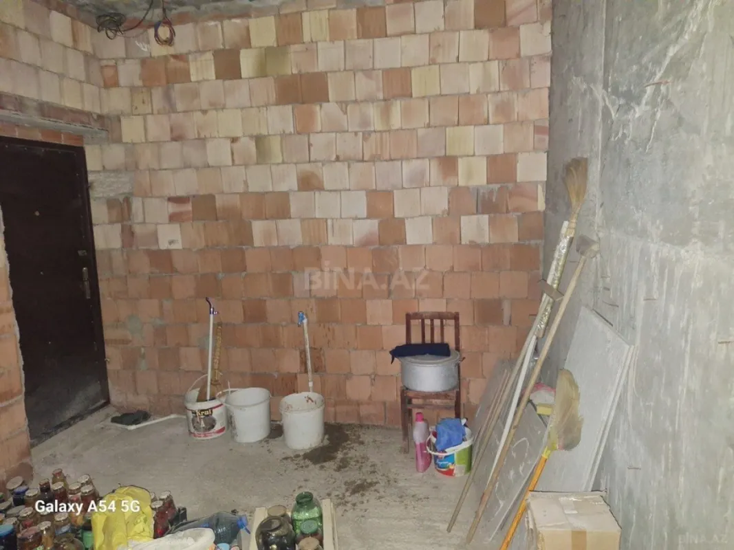 Satılır 3 otaqlı mənzil 102 m²