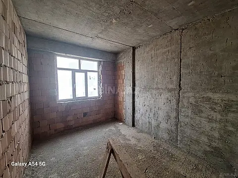 Satılır 3 otaqlı mənzil 96 m²