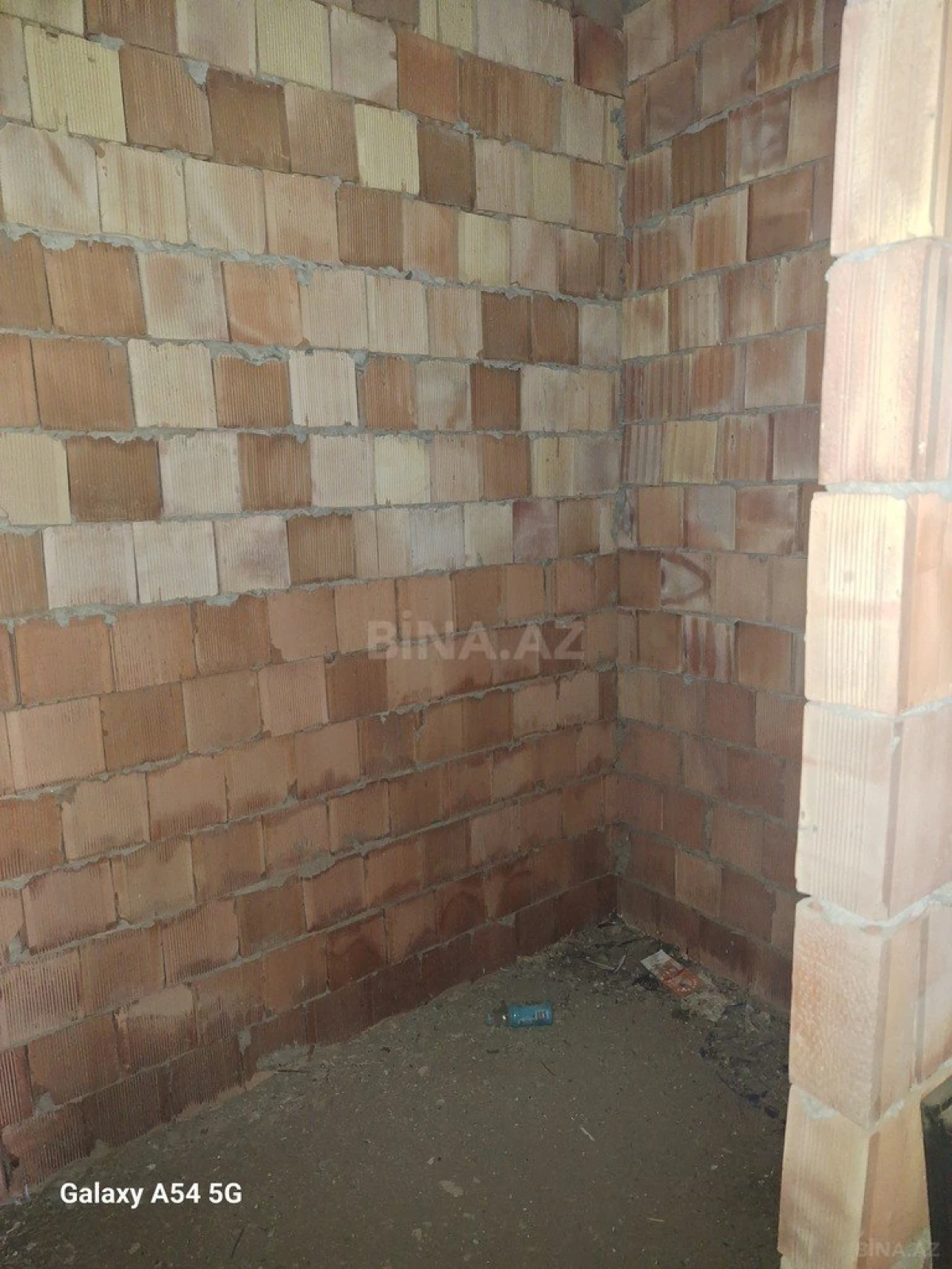 Satılır 3 otaqlı mənzil 96 m²