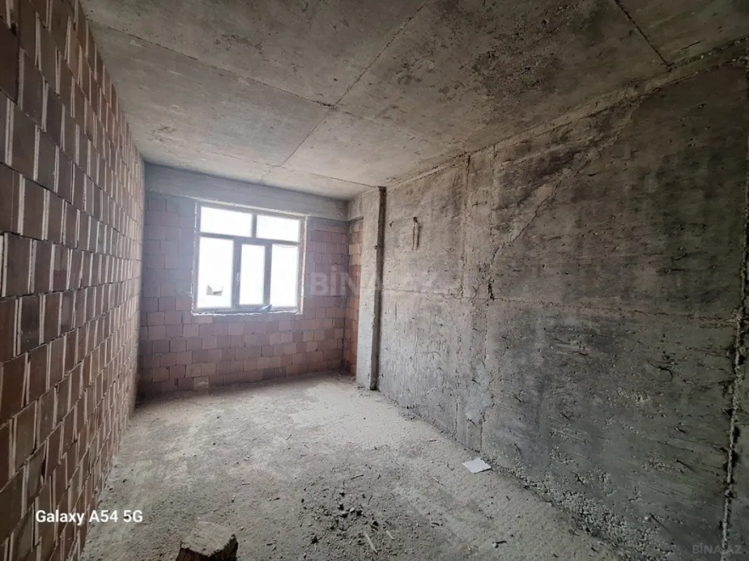Satılır 3 otaqlı mənzil 96 m²