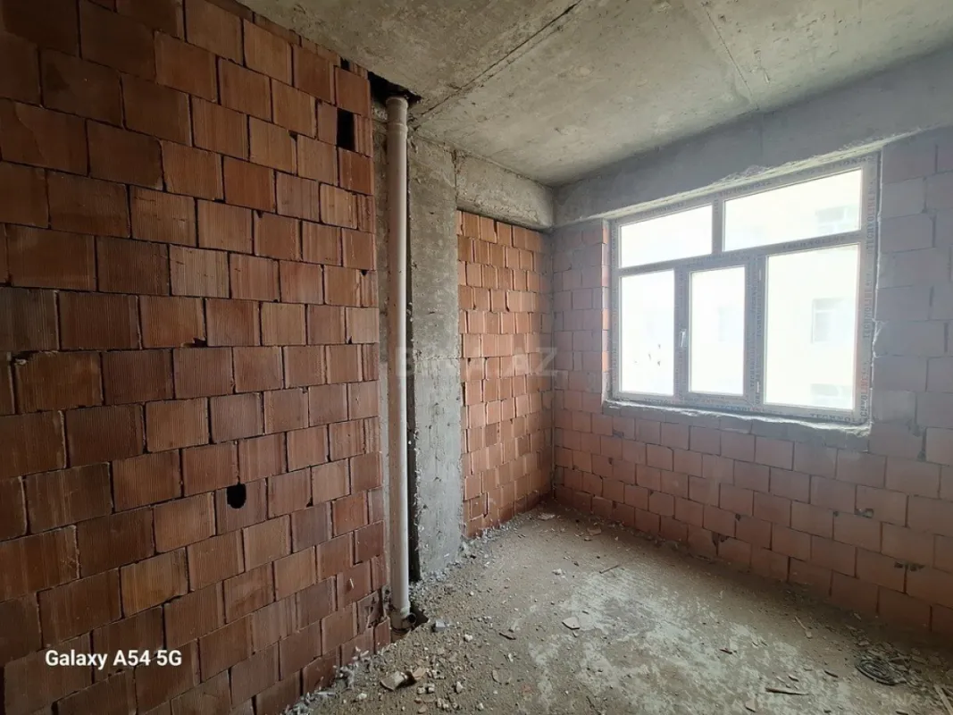 Satılır 3 otaqlı mənzil 96 m²