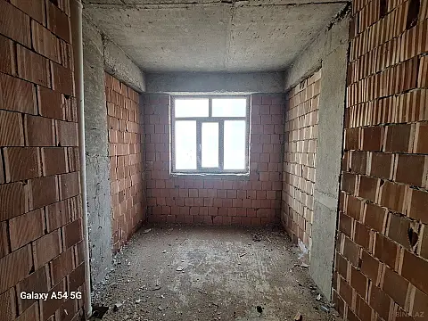 Satılır 3 otaqlı mənzil 96 m²