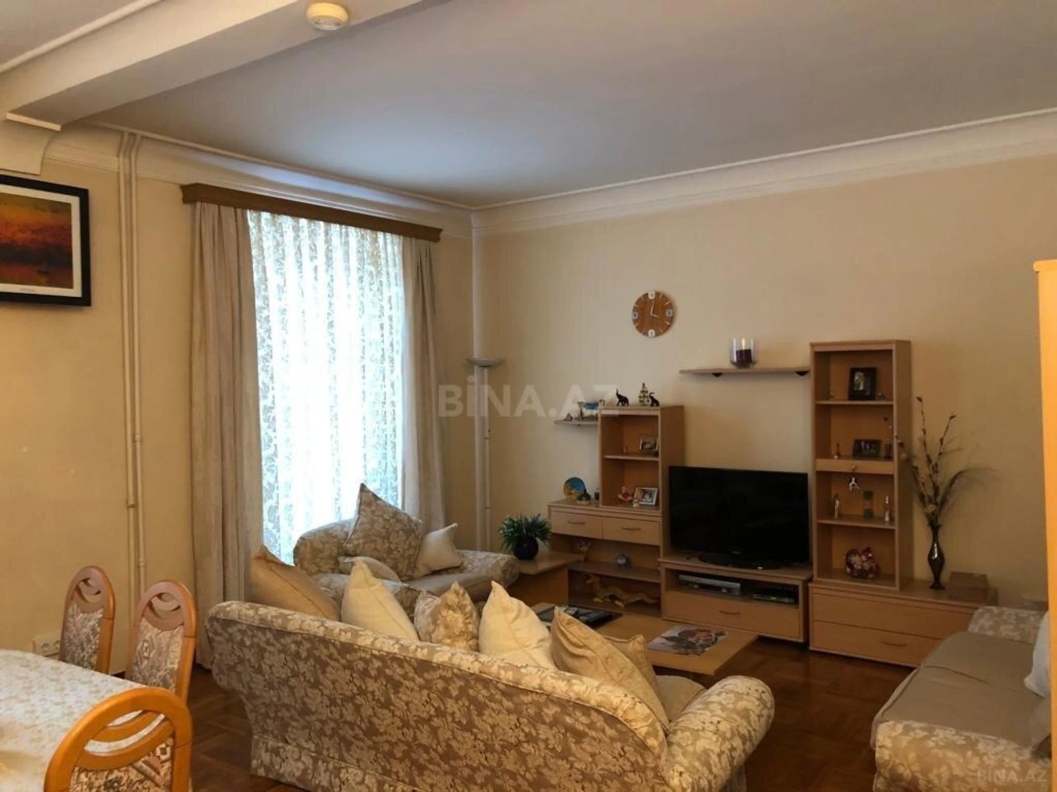 Satılır 4 otaqlı mənzil 112 m²