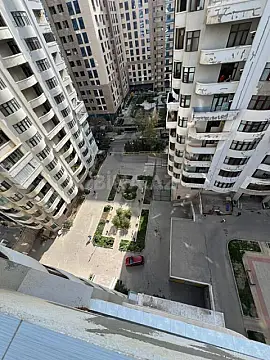 Satılır 3 otaqlı mənzil 167 m²
