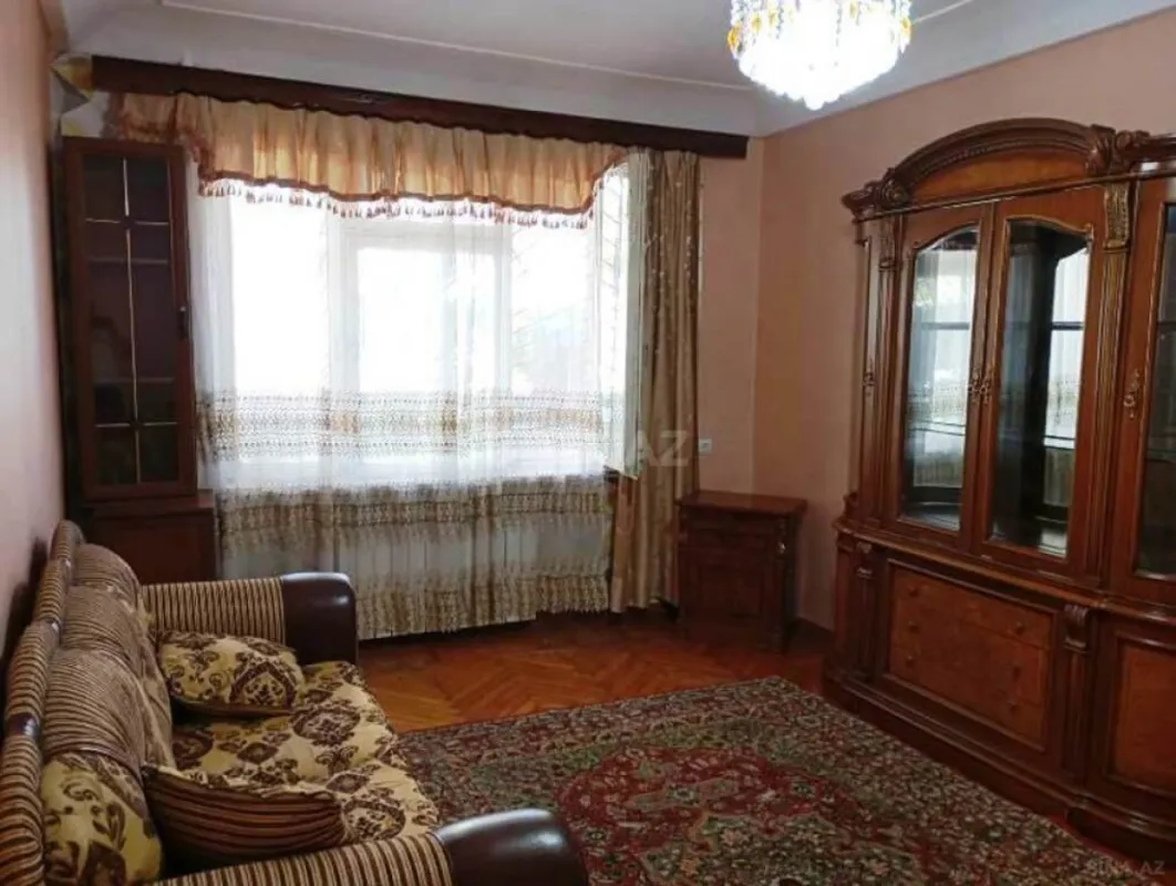 Satılır 2 otaqlı mənzil 43 m²