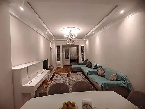 Satılır 4 otaqlı mənzil 130 m²