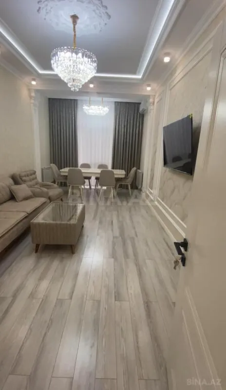 Kirayə verilir 2 otaqlı mənzil 85 m²