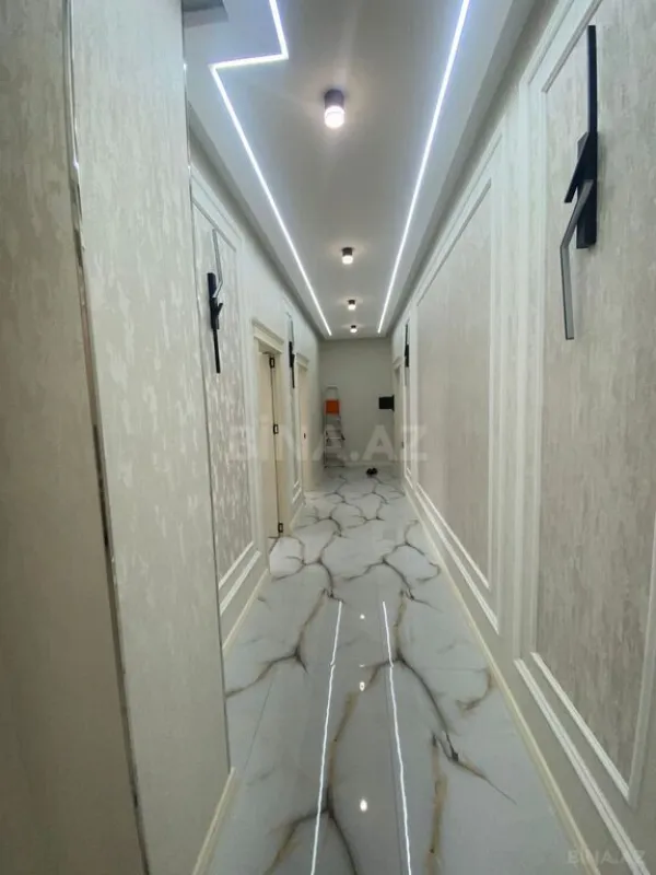 Kirayə verilir 2 otaqlı mənzil 85 m²