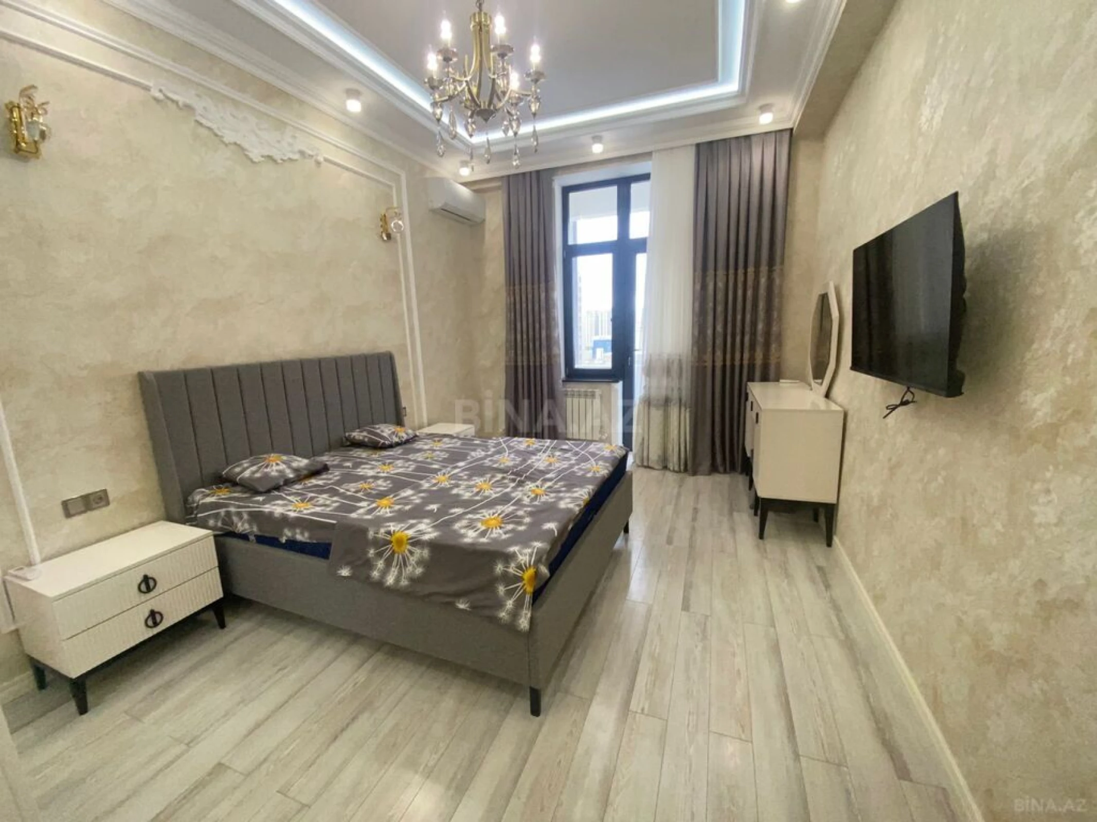 Kirayə verilir 2 otaqlı mənzil 85 m²