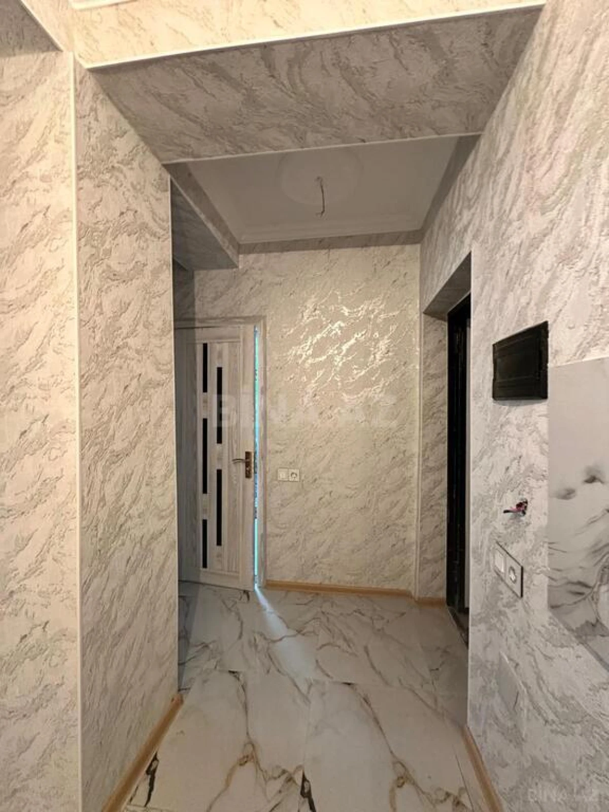 Satılır 2 otaqlı mənzil 50 m²