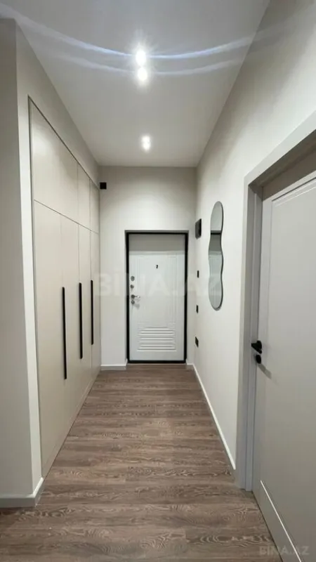 Satılır 2 otaqlı mənzil 61 m²