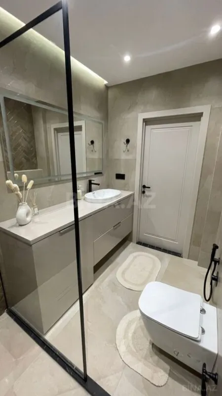 Satılır 2 otaqlı mənzil 61 m²