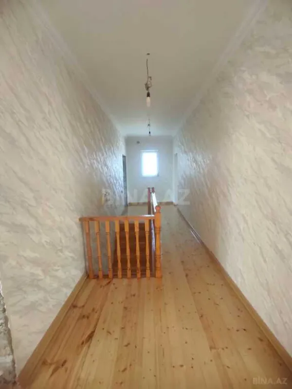 Satılır 6 otaqlı həyət evi 220 m²