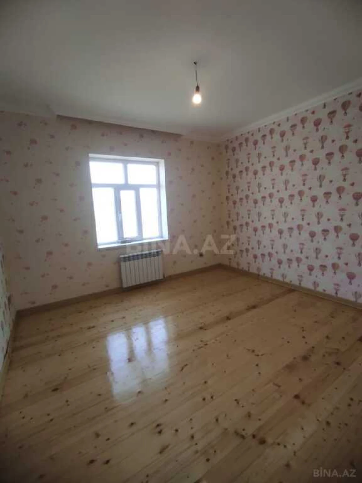 Satılır 6 otaqlı həyət evi 220 m²