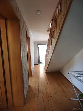 Satılır 6 otaqlı həyət evi 220 m²