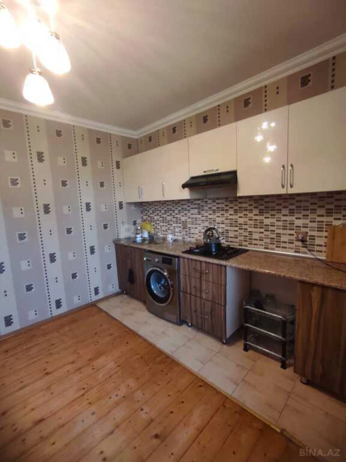 Satılır 6 otaqlı həyət evi 220 m²