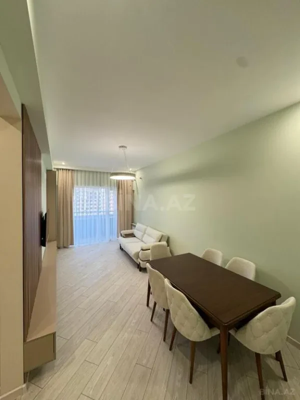 Kirayə verilir 2 otaqlı mənzil 70 m²