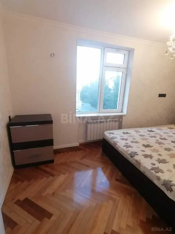 Satılır 3 otaqlı mənzil 45 m²