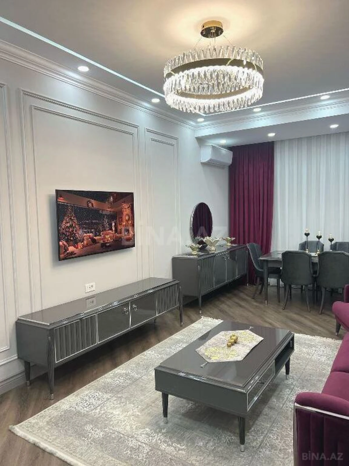 Satılır 3 otaqlı mənzil 135 m²